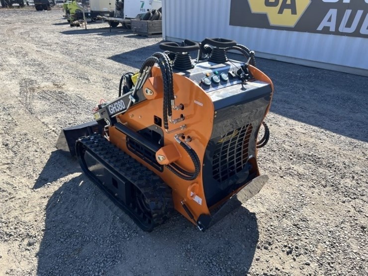 2025-aboss-gh380-mini-compact-track-loader-image-6