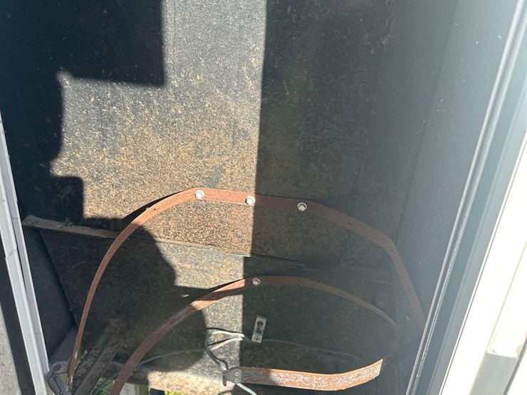 2009-fuzion-5th-wheel-camper/-toy-hauler-image-16