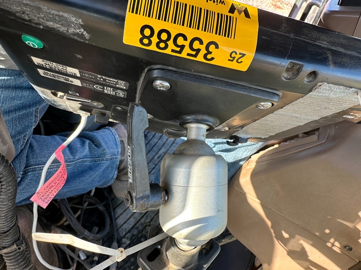 #35588-•-trimble-gps-system-image-2