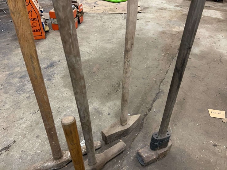(7)-sledgehammers-image-6