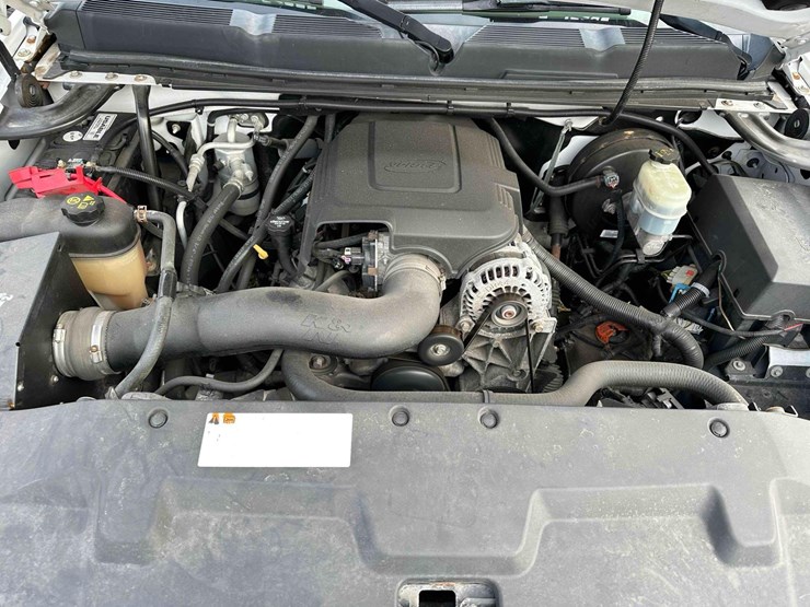 2012-chevrolet-silverado-pick-up-image-10