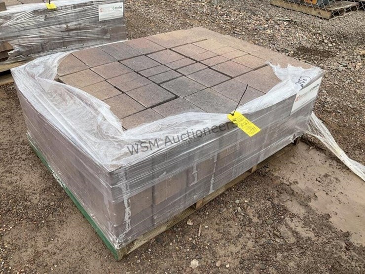 pallet-of-stone-pavers-image-4