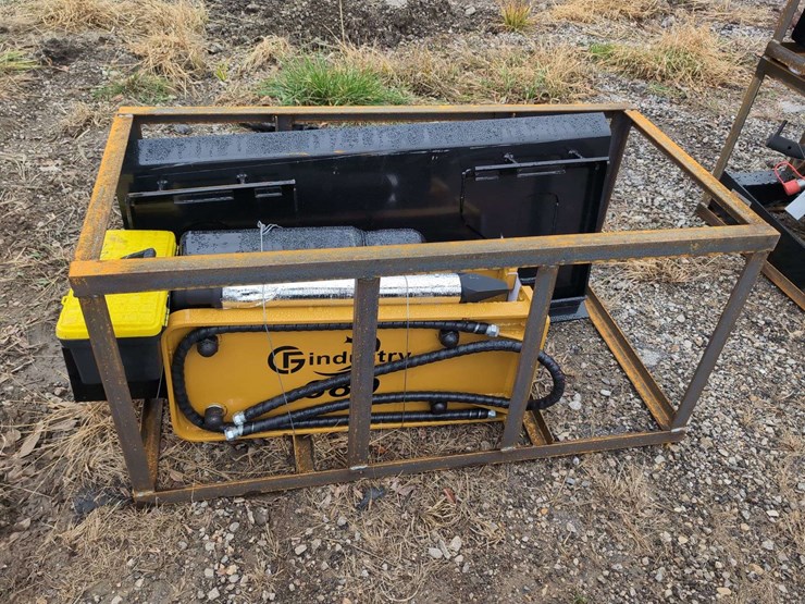 (1)-cfg-industry-sshh680---skid-steer-hydraulic-hammer-image-1