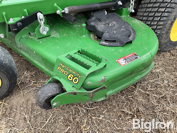 2021-john-deere-z735m-image-10