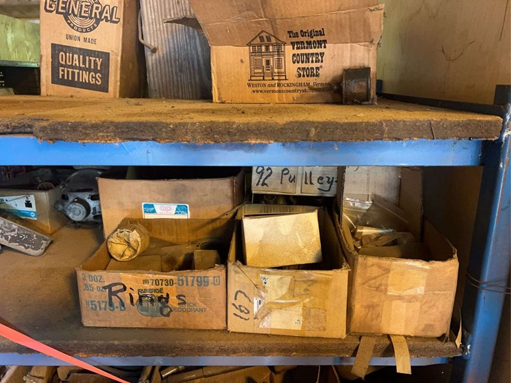 contents-of-shelves-image-27