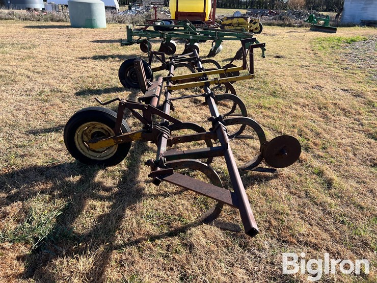 3-pt-mount-sweep-plow-image-8