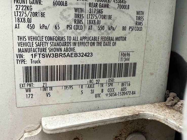 2010-ford-f350-image-18