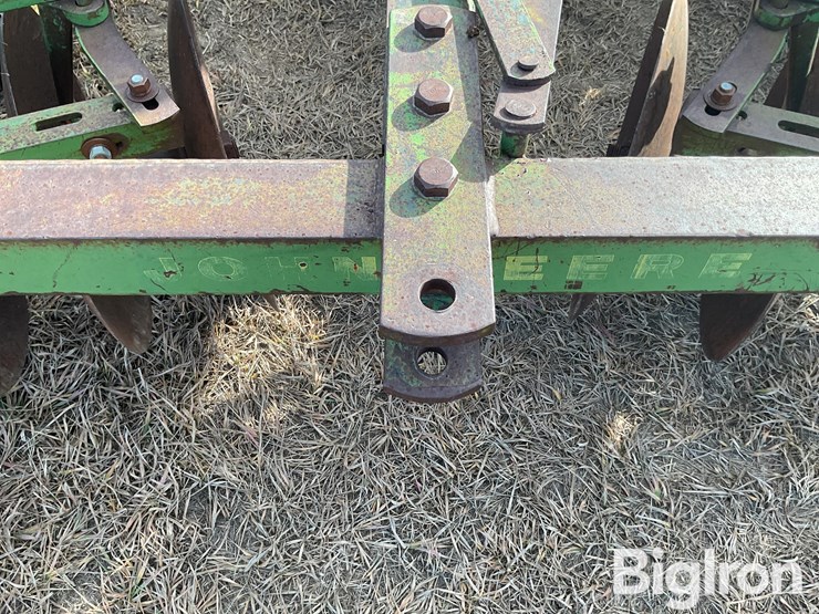 john-deere-tandem-disk-image-19
