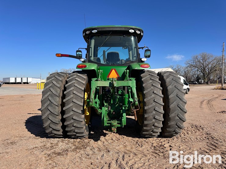 john-deere-8260r-image-6