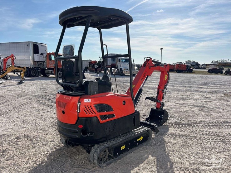 2025-cfg-industrial-nt20-cz-mini-excavator-image-3