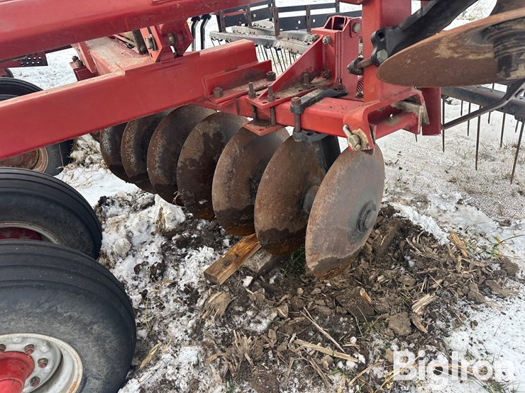 case-ih-3950-image-18