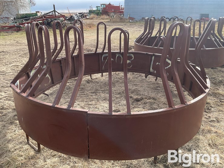 hi-qual-round-hay-feeders-image-19