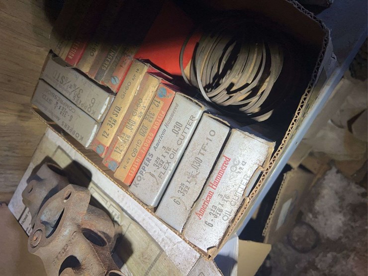 contents-of-shelving-image-14