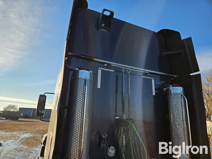 caterpillar-c15-image-19