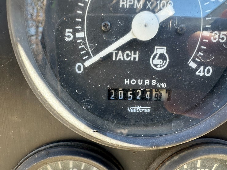 case-ih-p240-image-25