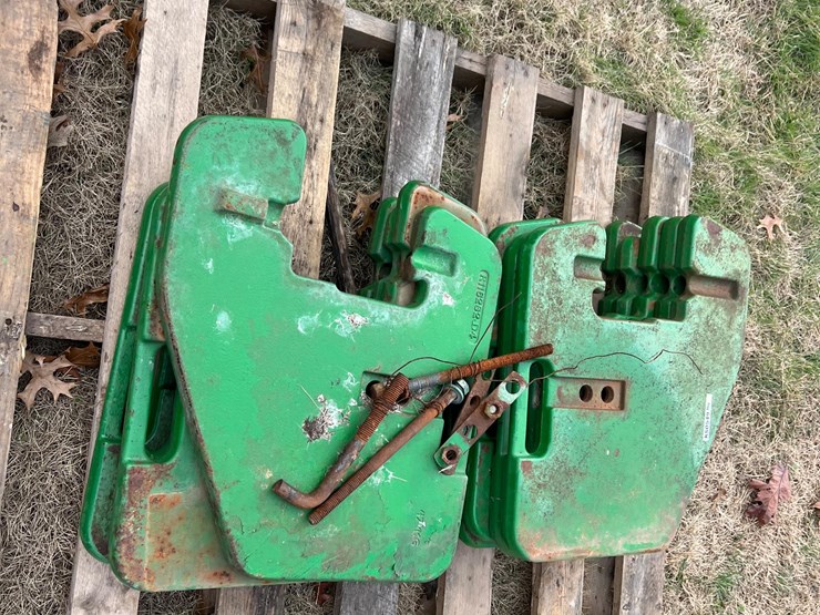 john-deere-suitcase-weights-image-6