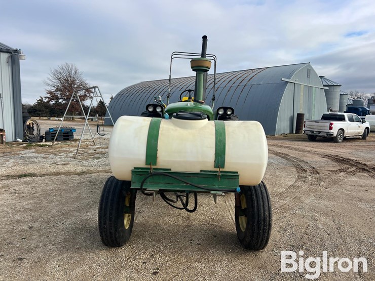 john-deere-4010-image-2