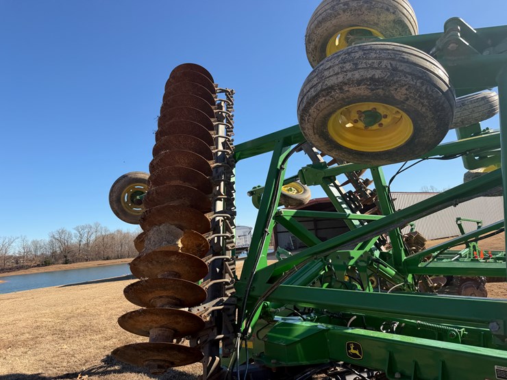 john-deere-2623vt-image-18