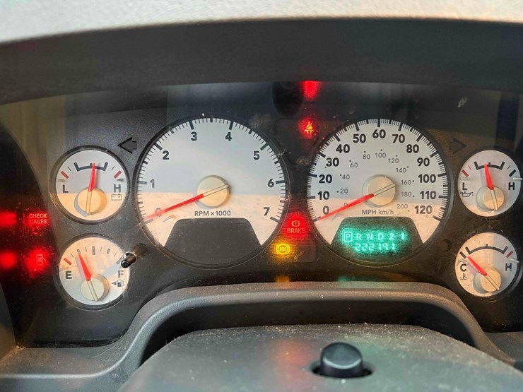 2006-dodge-1500-image-15