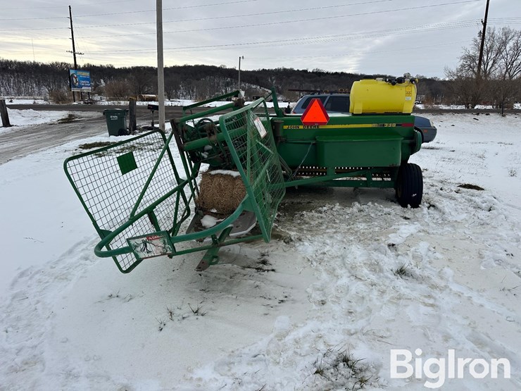 john-deere-338-image-6