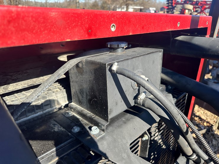 case-ih-p240-image-6