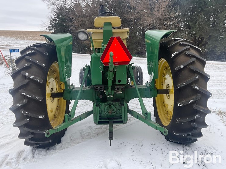 john-deere-3010-image-6