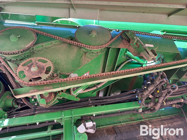 john-deere-s670-image-14