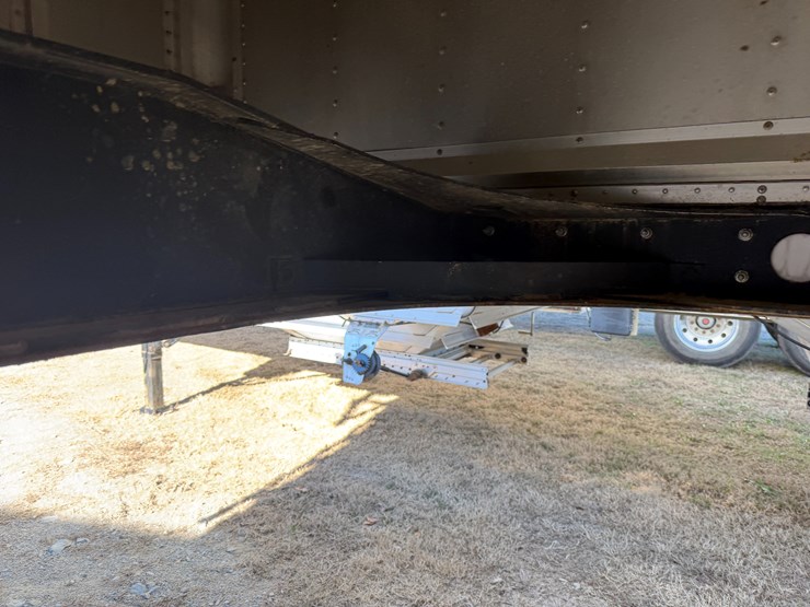 wilson-hopper-bottom-image-43