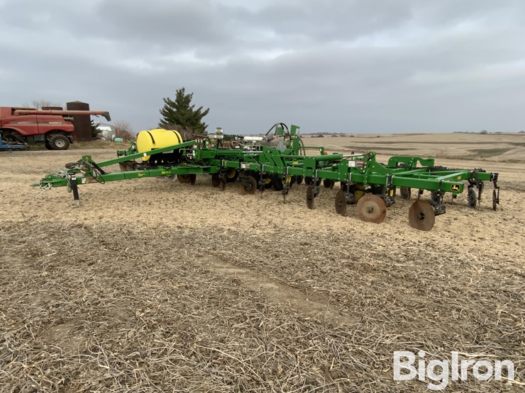 2013-john-deere-2510c-image-1