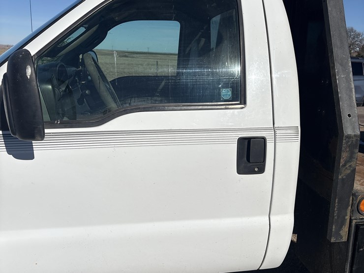 2006-ford-f450-image-14