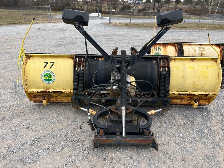 meyer-9'-snow-plow-image-6