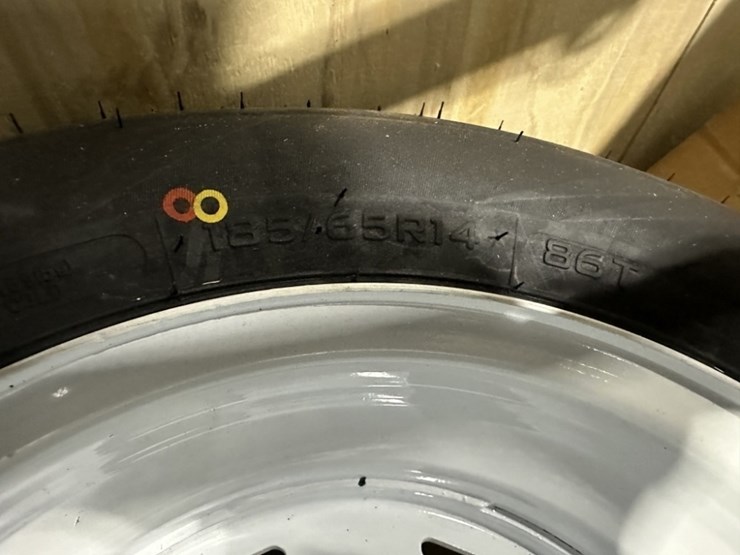 2025-wemax-ls37pro-37-ton-log-splitter-image-36