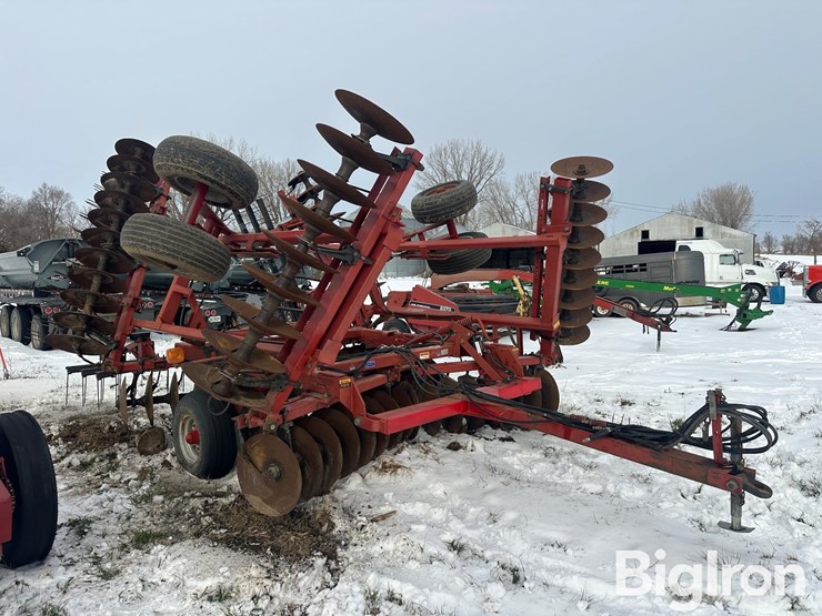 case-ih-3950-image-2