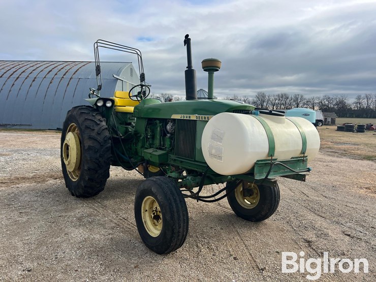 john-deere-4010-image-3