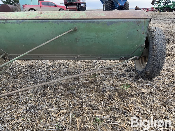 john-deere-12-image-12