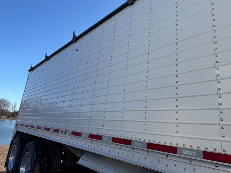 wilson-hopper-bottom-image-30