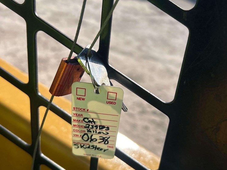 2019-caterpillar-239d3-image-27