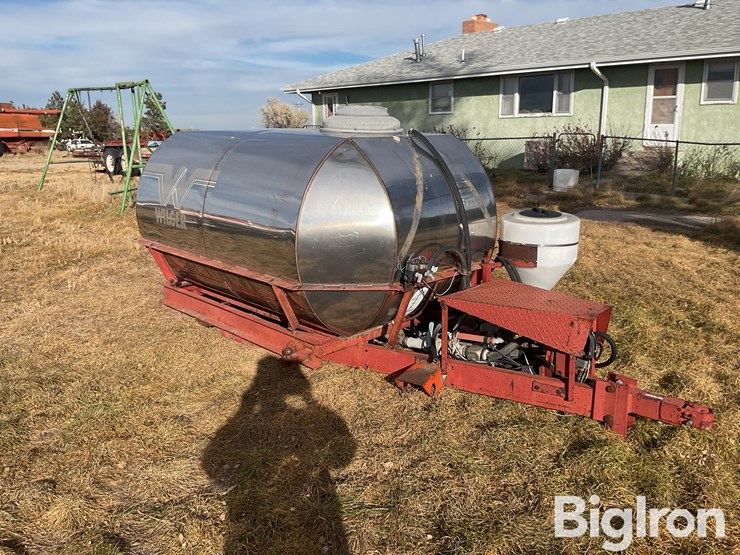 1986-wilger-880-stainless-steel-tank-&-stand-image-3