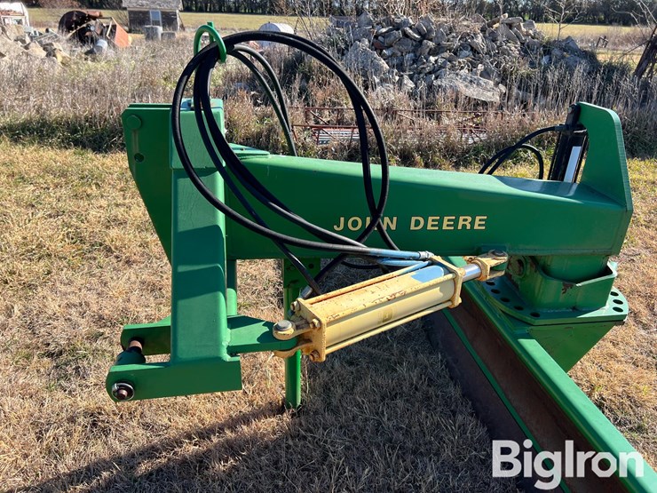 john-deere-155-image-10