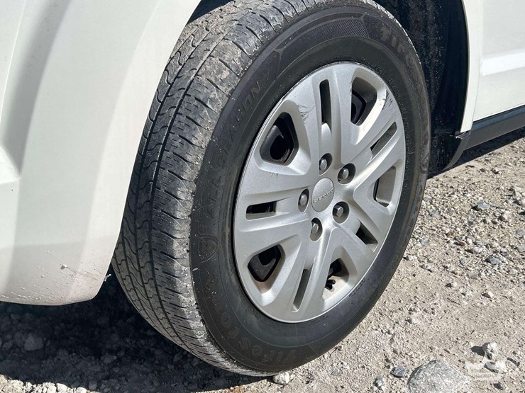 2018-dodge-journey-image-26