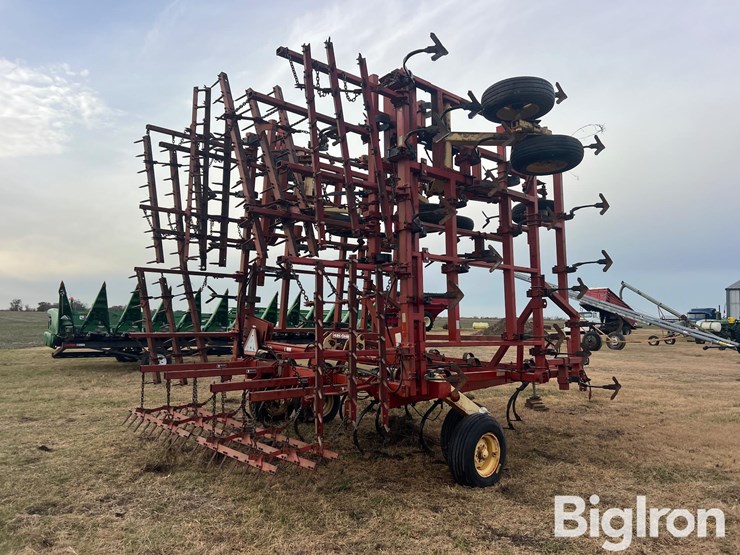 krause-4240-field-cultivator-image-5