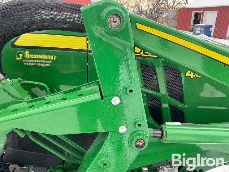 john-deere-4044m-image-18