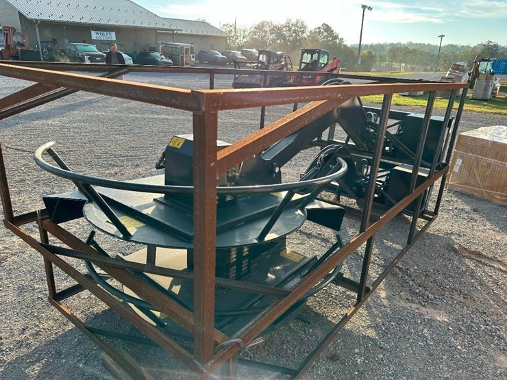 unused-hydraulic-skid-steer-mower-attachment-image-1