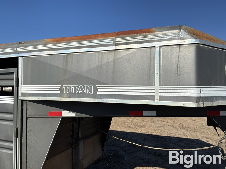 1998-titan-trailer-image-17