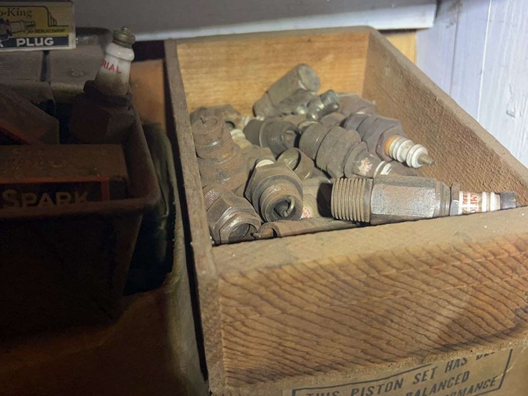 contents-of-shelving-image-17