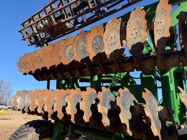 john-deere-30-image-24