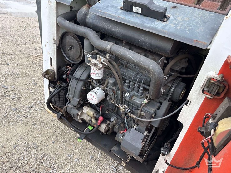 2008-bobcat-s250-image-17