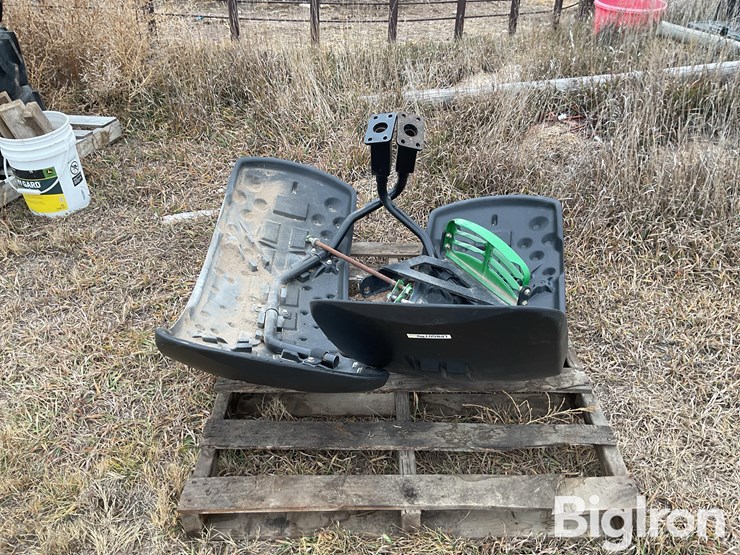 john-deere-front-fenders-image-16