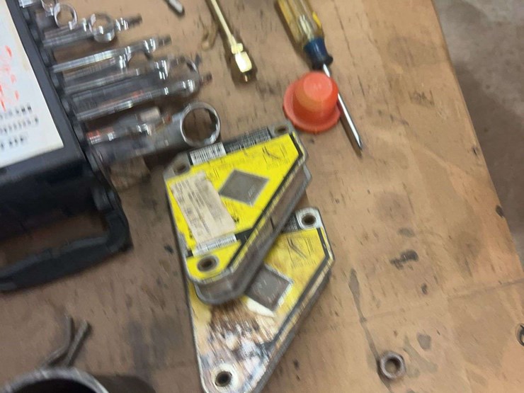 rolling-cart-and-snap-ring-pliers-image-5