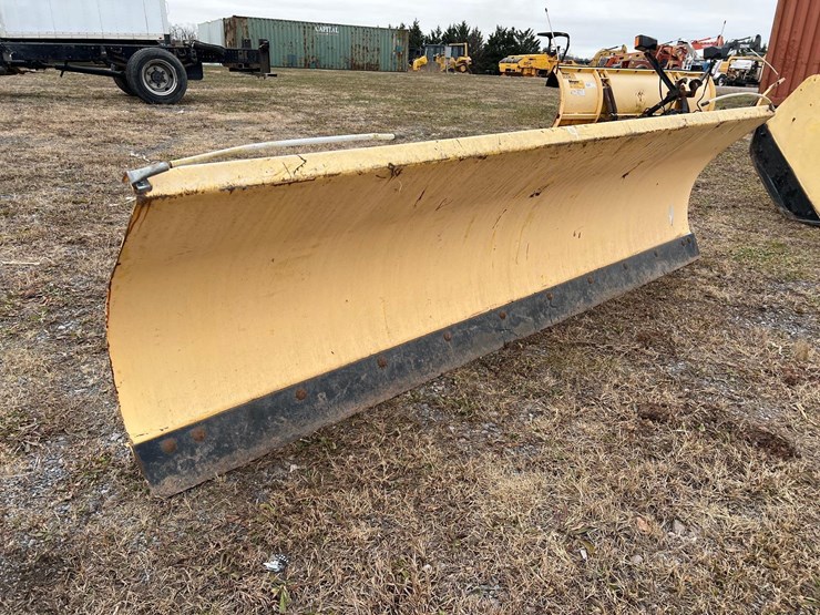 meyer-10'-snow-plow-image-3